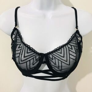 Bluebella￼ black bra size 34D.     A328